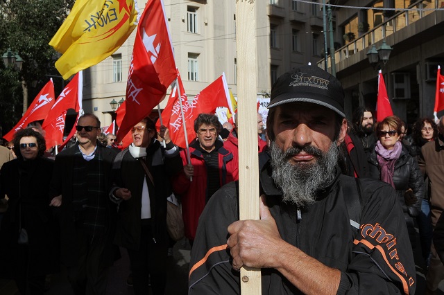 Моряшката стачка в Гърция продължава до неделя