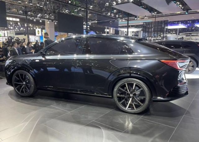  Honda избухна: сподели четири новаторски електрическия автомобил едновременно - 4 