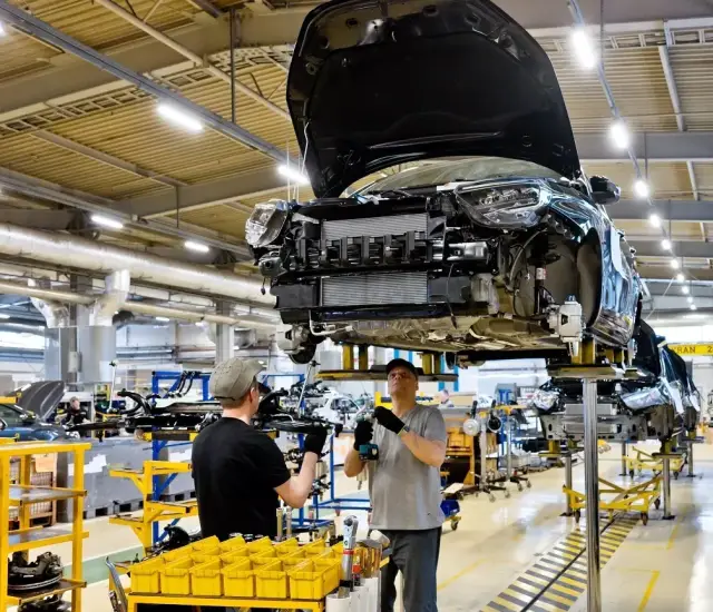 Започна производството на най-мощната серийна Lada 