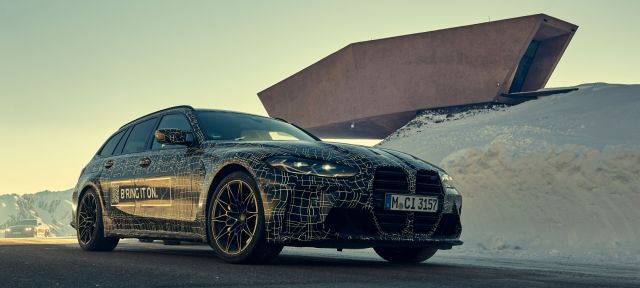 BMW показва практичното М3 през следващия месец?