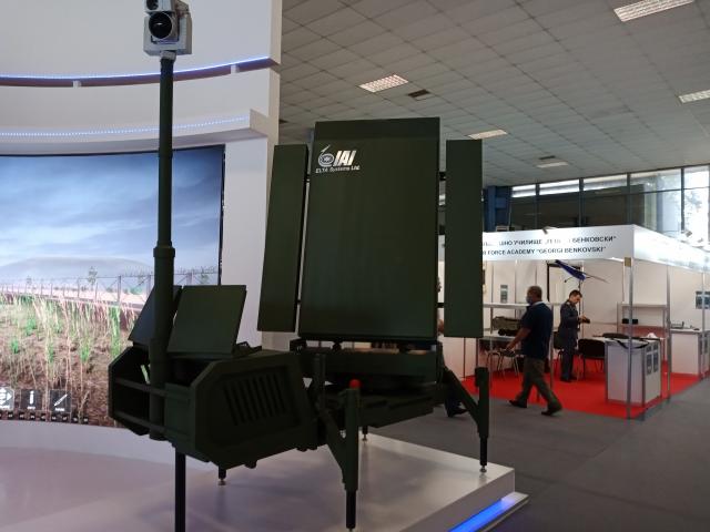 Технологии от бъдещето за българската войска на ревюто Технологии от бъдещето за българската войска на ревюто