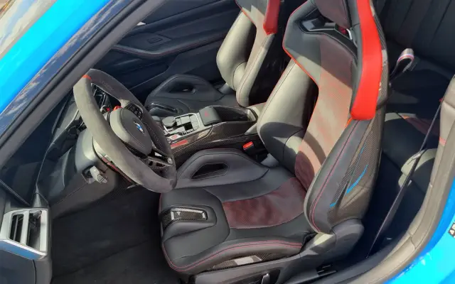 Тествахме на писта най-бързите BMW-та, а едно от тях определено се откроява над всички (ВИДЕО) | интерФакти.БГ Тествахме на писта най-бързите BMW-та, а едно от тях определено се откроява над всички (ВИДЕО)