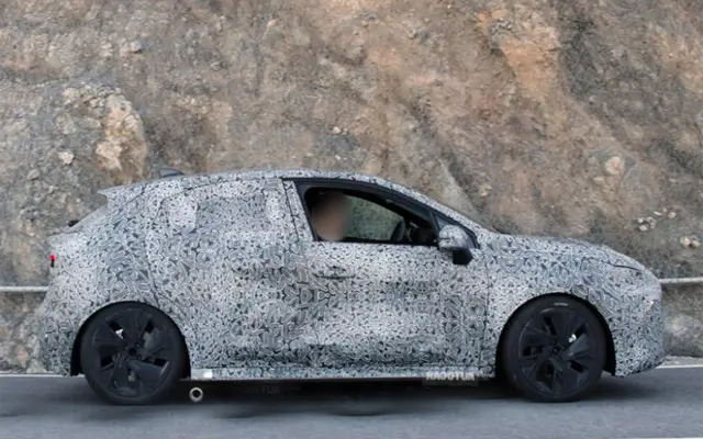 Само хибриди за изцяло новото Renault Clio | интерФакти.БГ Само хибриди за изцяло новото Renault Clio