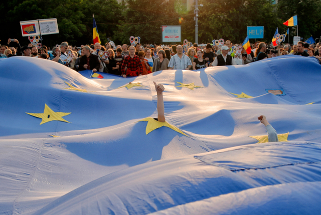 Протести в Румъния, искат оставки