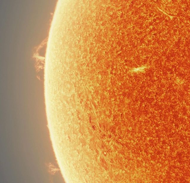 Вижте най-детайлните снимки на Слънцето