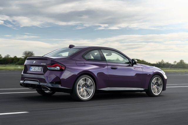 Бивш дизайнер на BMW разкритикува остро новата 2 Series | ФАКТИ.БГ Бивш дизайнер на BMW разкритикува остро новата 2 Series