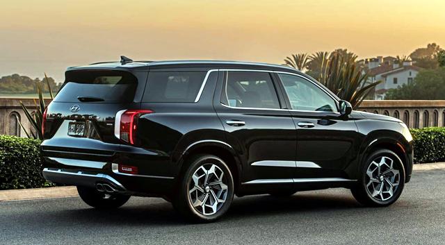  Собственици на Hyundai Palisade се оплакват всеобщо от зловония в салона 