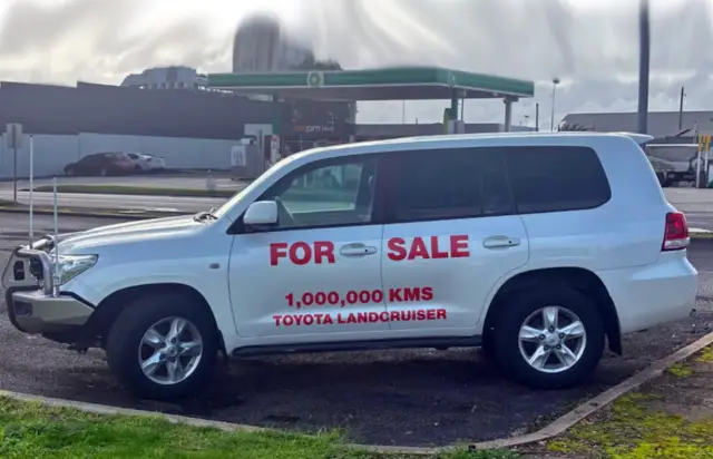 Продава се Toyota Land Cruiser с пробег от... един милион километра