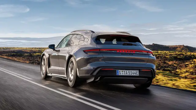 Това е най-хубавата “електричка ” съгласно началник на Porsche