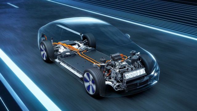 Вижте как Mercedes произвежда батериите за електрическата S-Klasse(ВИДЕО)