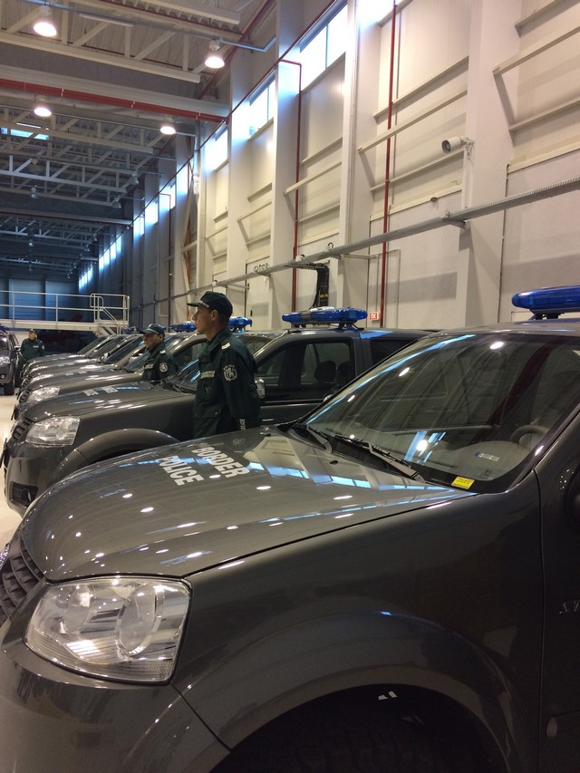 „Гранична полиция“ получи 12 високопроходими автомобила