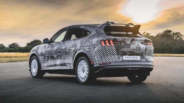 Ford подготви електрическия Mustang в рали стил