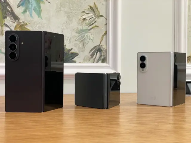 Запознаваме ви първи с новите сгъваеми смартфони на Samsung. Ето и колко струват у нас