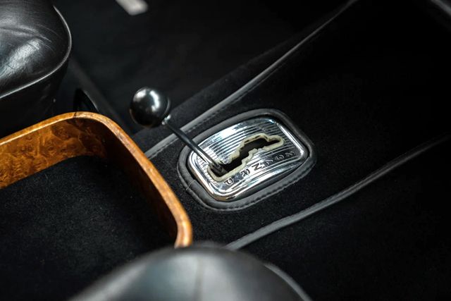  Продава се превъзходно купе Mercedes-Benz W111 