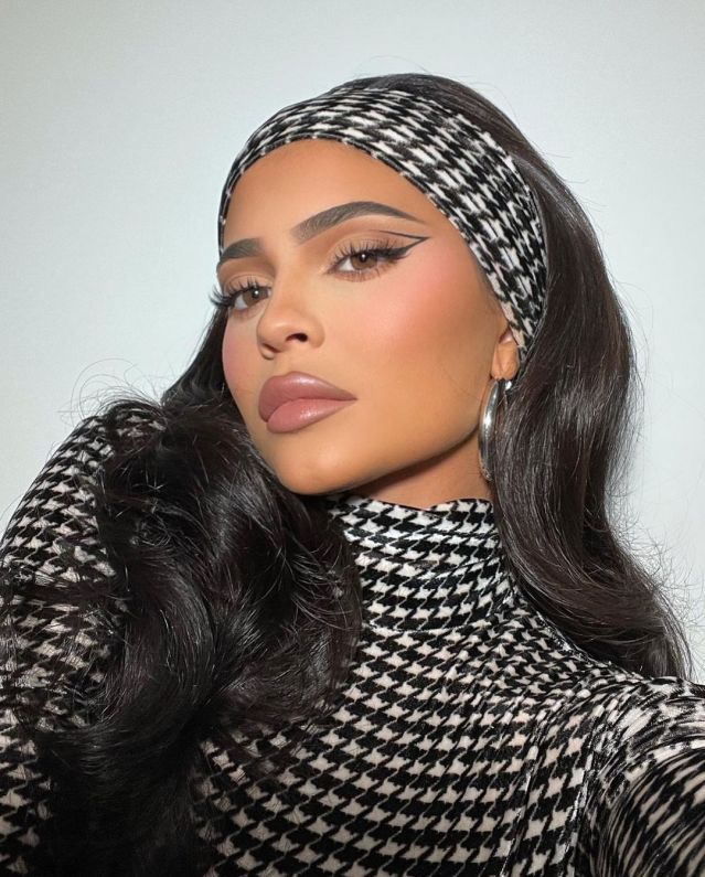  Идеи за грим от Кайли Дженър (СНИМКИ) 