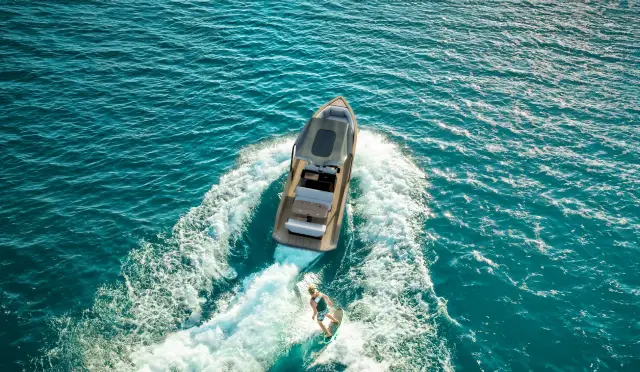 Първата българска електрическа яхта е сред финалистите в престижен световен конкурс