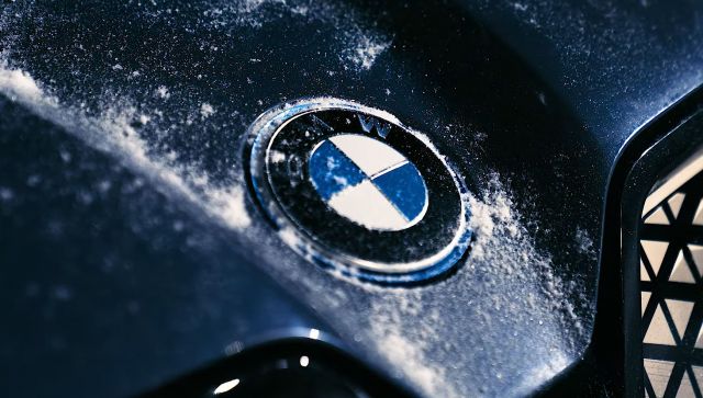 Става ли за сняг електрическата Х5-ица на BMW? (ВИДЕО)