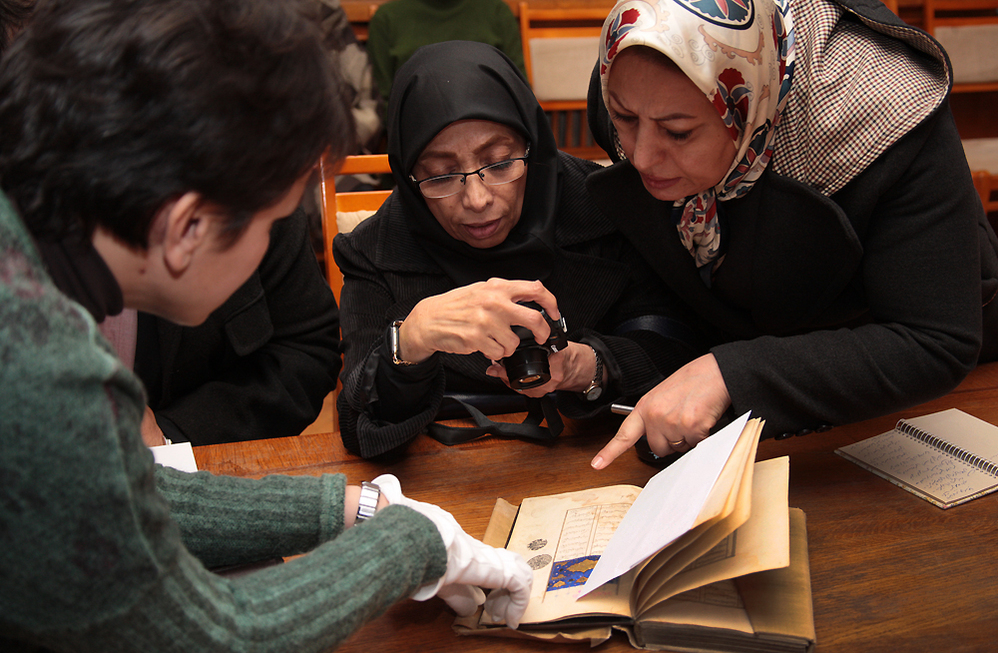 Националната библиотека посрещна гости от Иран