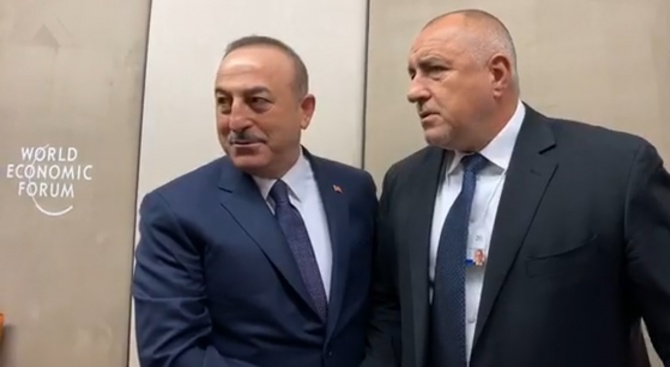 Топла среща между Борисов и Мевлют Чавушоглу ВИДЕО+СНИМКИ