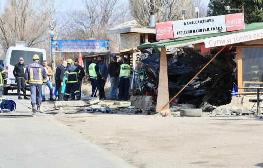 Мъж и жена загинаха при тежка катастрофа край Казичане (СНИМКИ)