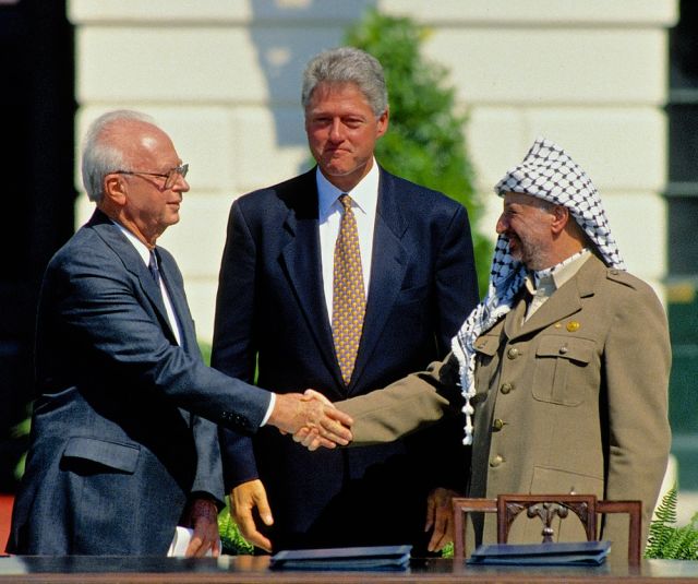 4 ноември 1995 г. Убит е премиерът на Израел  Ицхак Рабин