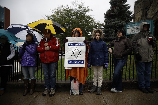 Касапинът от Питсбърг: Евреите извършват геноцид и искам да умрат (СНИМКИ)
