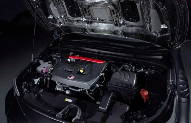 300 коня от трицилиндров мотор за Toyota GRMN Corolla