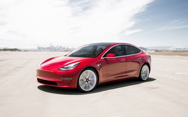  Ето я осъвременената евтина Tesla: Какво се е трансформирало? 