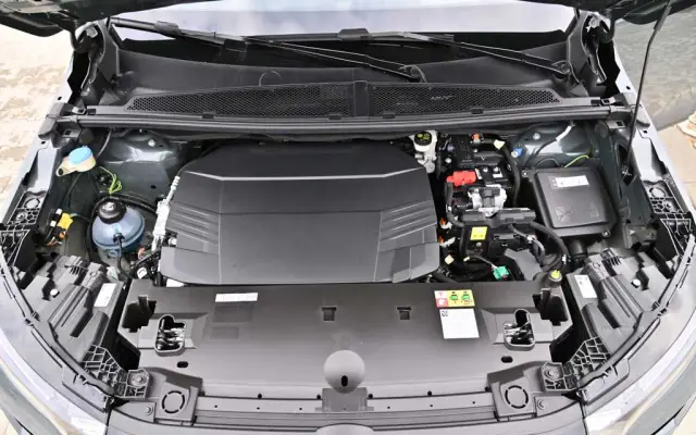 Тествахме новия флагман на Citroen. Вижте и колко струва у нас