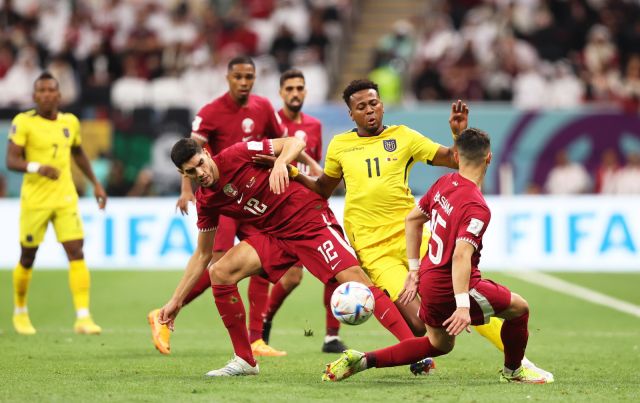 Еквадор вгорчи дебюта на Катар на Световното първенство
