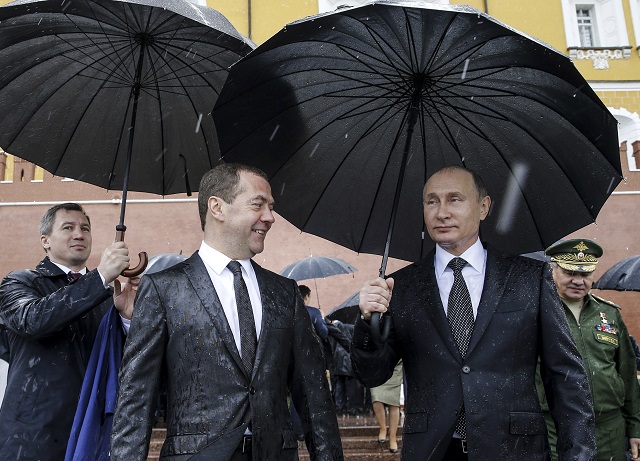 Кремъл: Спокойно, няма проблеми с рейтинга на Путин