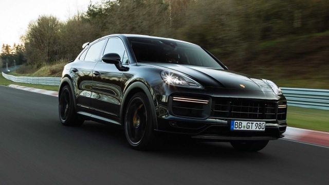  Porsche Cayenne сложи нов връх на Нюрбургринг 