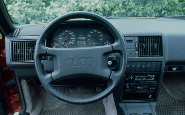 Audi 200: луксозният автомобил, който струваше 75 000 DM преди 40 години