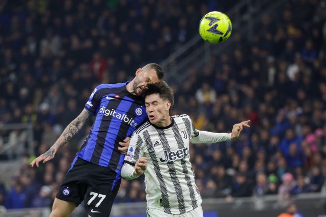 Ювентус победи Интер и крачи към Европа със спорен гол