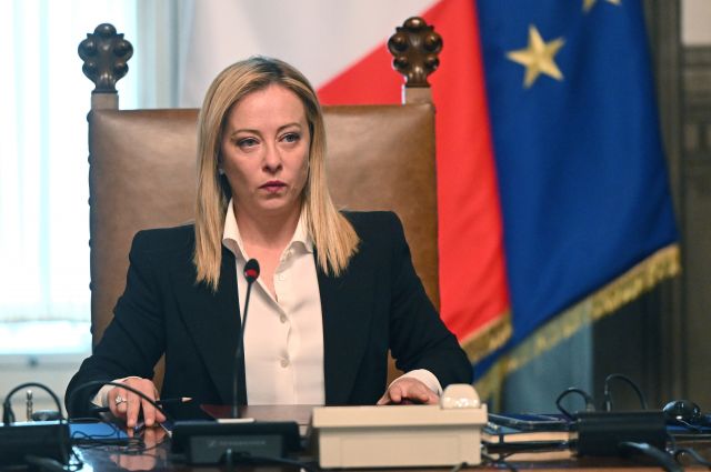 Дългият път на италианките към двореца Киджи