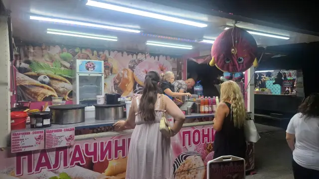 Традиционният събор на Езерово събра стотици гости | ФАКТИ.БГ Традиционният събор на Езерово събра стотици гости