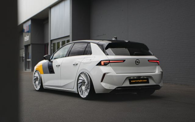 Заводски тунинг за новата Astra от Opel