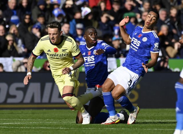  Арсенал пречупи Лестър във Висшата лига 