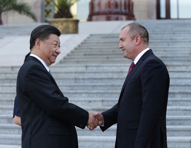 Президентът Радев: България и Китай установяват отношения на стратегическо партньорство (СНИМКИ)