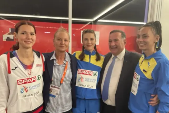  Стефка Костадинова провокира същински възторг в Рим - 2 