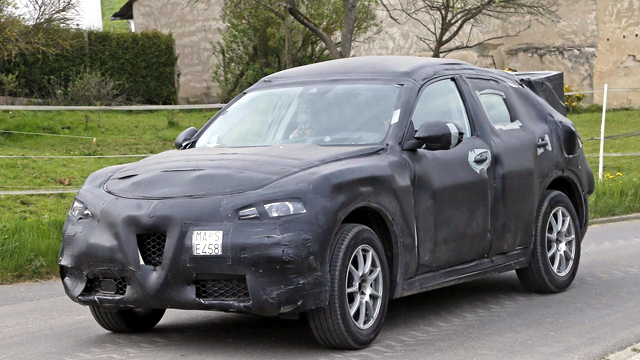 Alfa Romeo Stelvio излезе на пътя