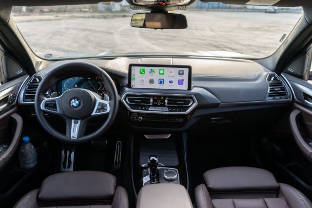 BMW също спря да предлага екстри за своите автомобили