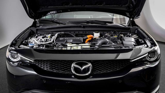 Подробно за новата Mazda с Ванкелов двигател