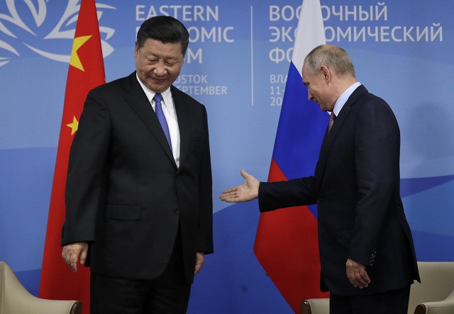 Русия и Китай стават все по-близки (СНИМКИ)