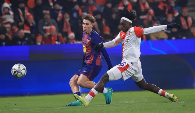 Барселона стигна до много ценна победа и ще води битка до последно за топ 8