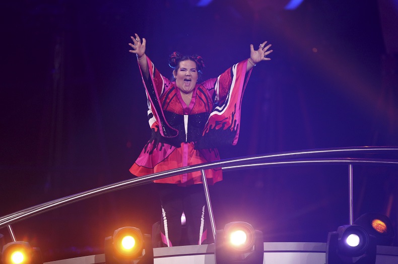 Мариана Попова намекна за грандиозна далавера с "Евровизия"
