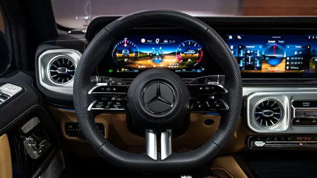 Ето го новия Mercedes G-Class - с повече мощност и „прозрачен“ капак