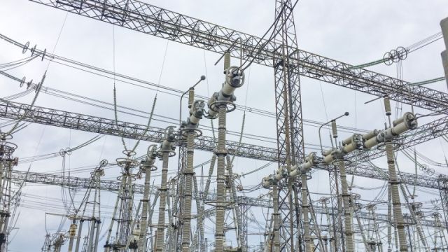 Украйна възобновява износа на електроенергия | ФАКТИ.БГ Украйна възобновява износа на електроенергия