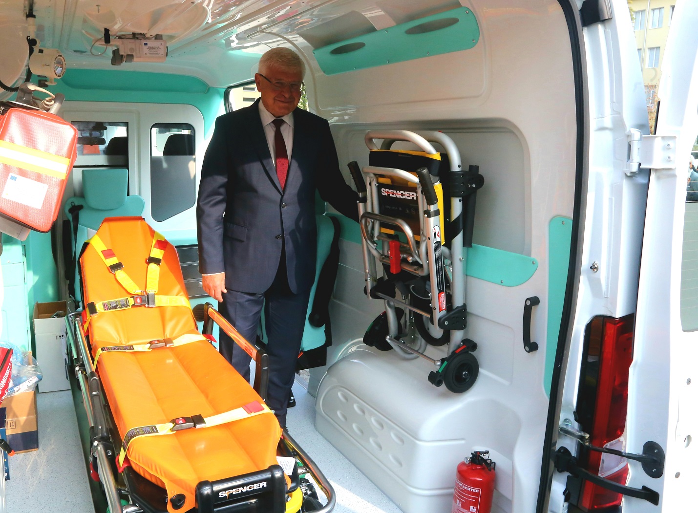 25 нови линейки за Спешна помощ