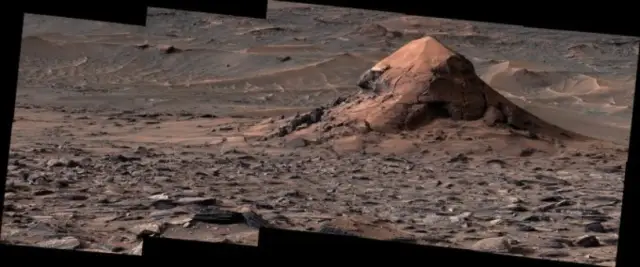 Марсоходът Curiosity се сблъска с гигантско поле от геометрични образувания на Марс